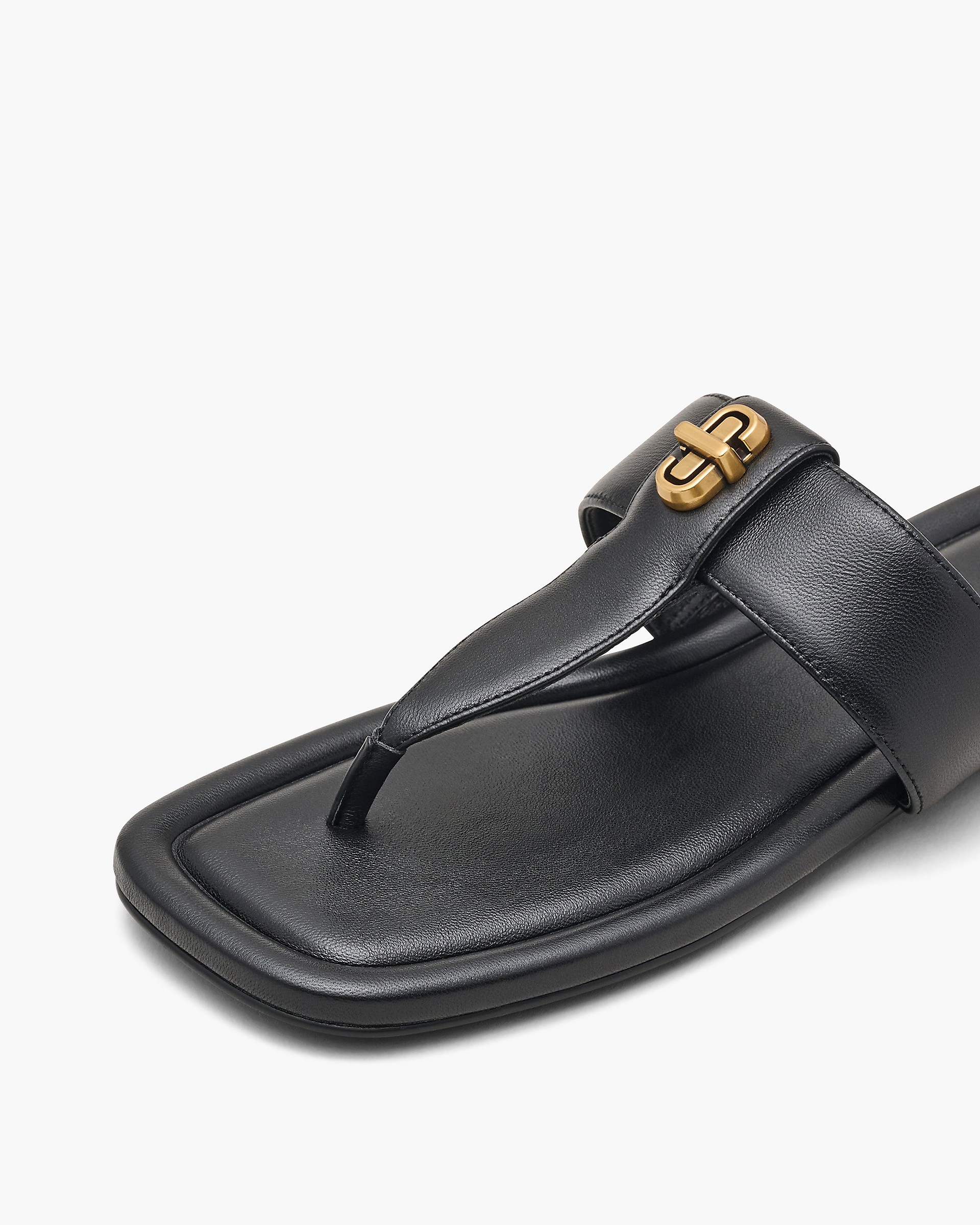 MJI_2S5FSA001F10_001_F8F8F8_4-5_ALT4
