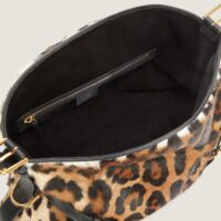VOYOU • Sac medium en cuir effet pony à motif léopard - Thumbnail Image 4