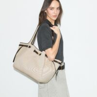 cabas-romy-en-toile-accessory-on-model.TB_178714_960_20260318_OMACC.pdp-1534x1744